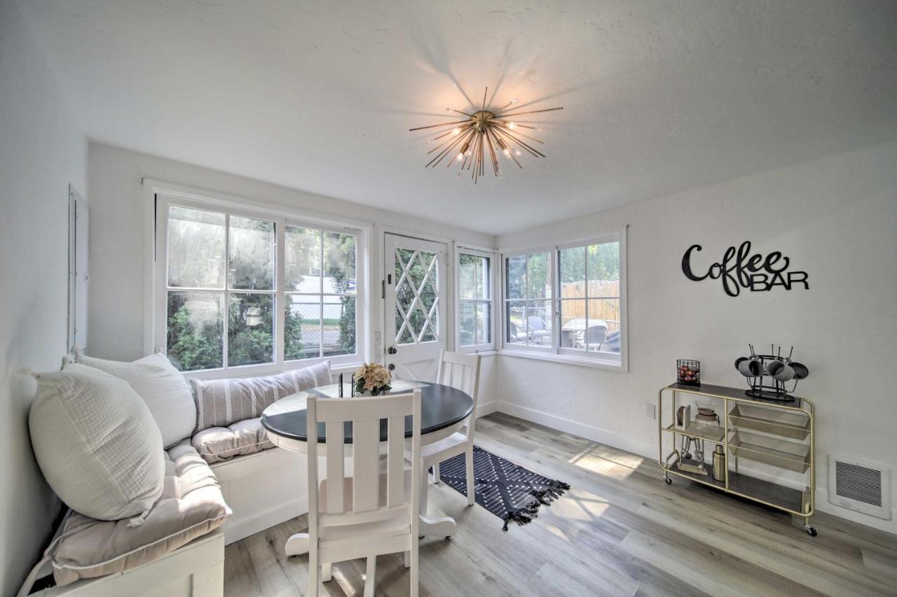 Bright And Airy Liberty Lake Abode With Backyard! Экстерьер фото